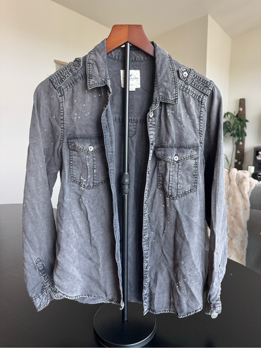 American Eagle Outfitters Gray and White Boyfriend Fit